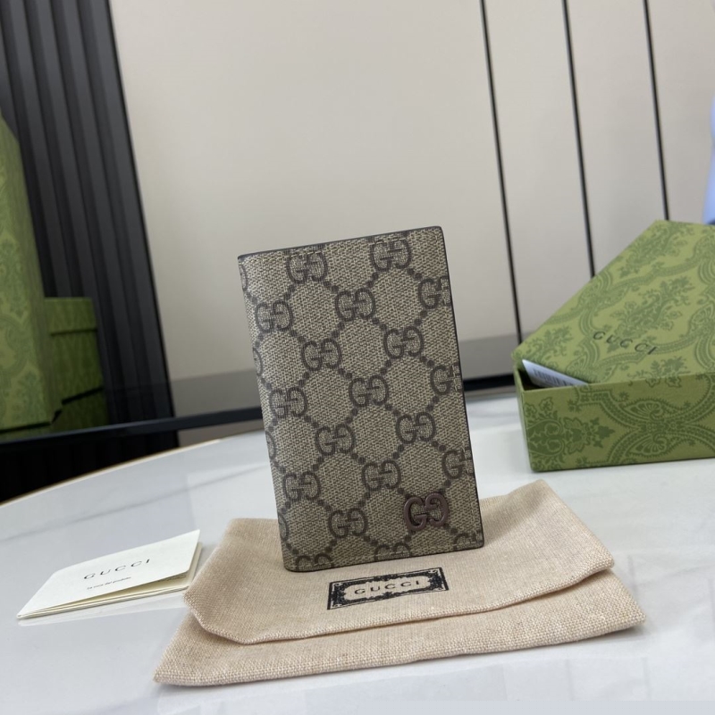 G*u*i wallets & purse